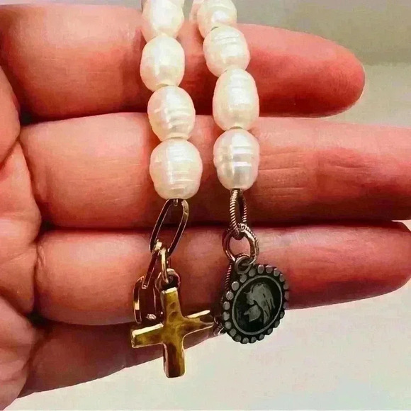 Pearl and Gold Chain (Stretch) Bracelet, w/ Antiqued Gold Cross - Picture 2 of 2